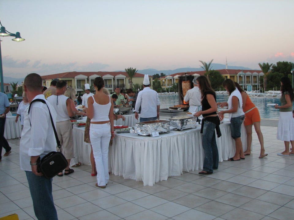 Majesty Club Palm Beach Asteria Family Resort Side