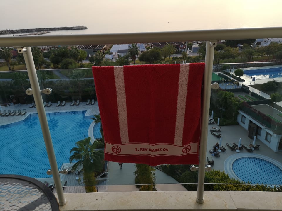 Ausblick Commodore Elite Suites & Spa - Adults only