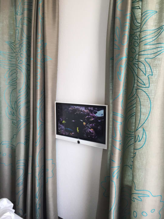TV Motel One Wiesbaden