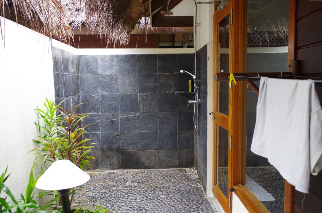 Freiluftdusche Kuramathi Maldives