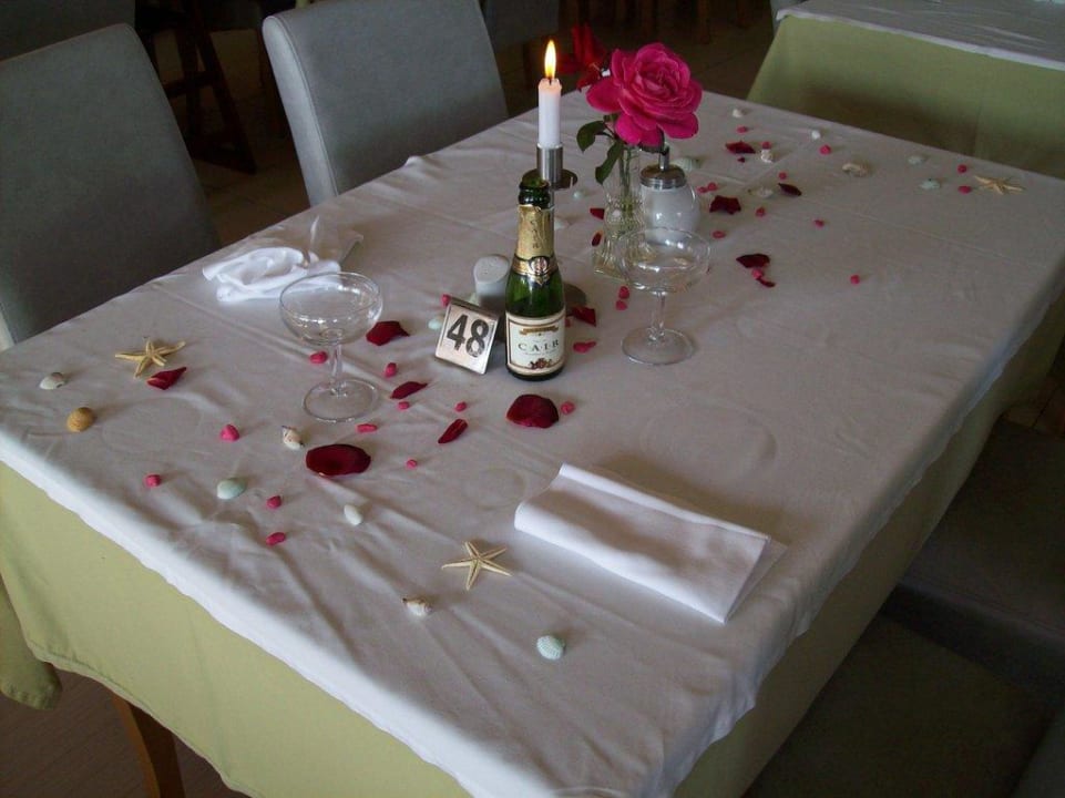 Geburtstagstisch alltoura Club Hotel Poseidon Palace