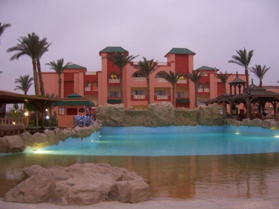 Wellenbecken im AQUA BLU Pickalbatros Aqua Park Resort - Hurghada