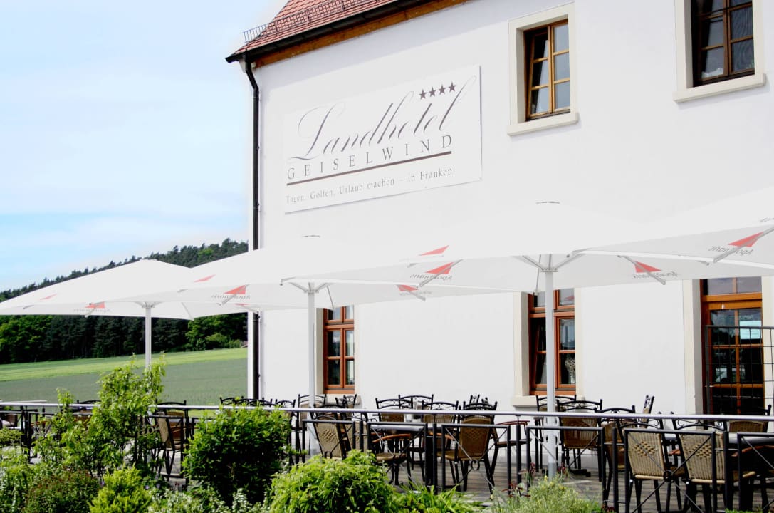 Sonnenterrasse Landhotel Geiselwind