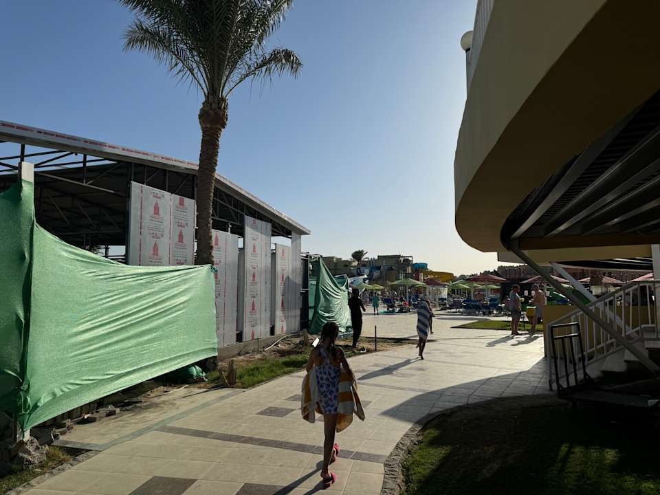 Pool Titanic Beach Spa & Aqua Park