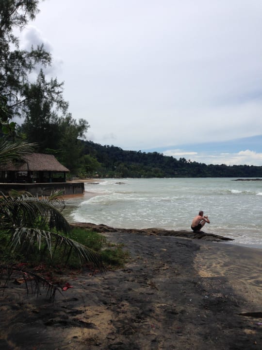 Direkt auf der anderen Strassen Seite Khaolak Oriental Resort - Adults only