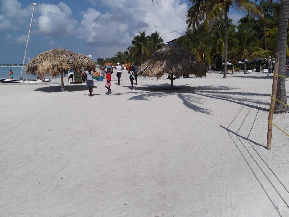 Hotelstrand BelleVue Dominican Bay