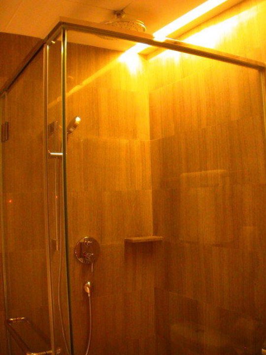 Душевая кабина L'Hotel Élan