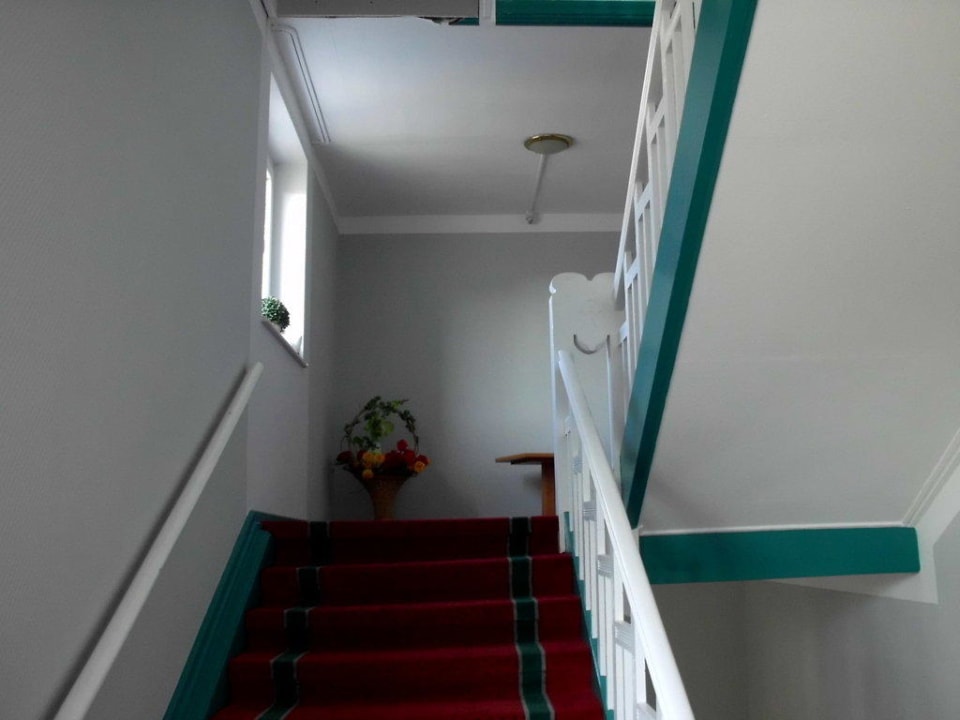 Hoteltreppe zu den Zimmern Hotel Nordwind & Haus Wenden