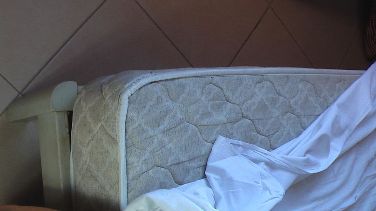 Einfache Schiebebetten. allsun App.-Hotel Albatros