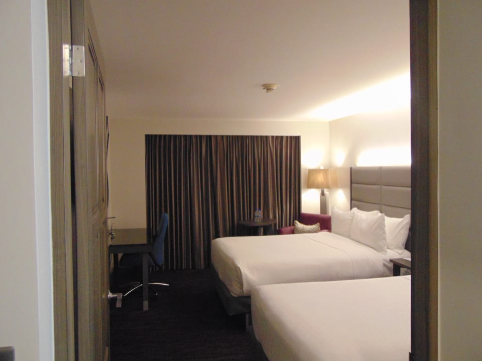 Zimmer Hotel Crowne Plaza San Jose Corobici