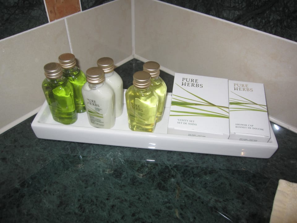 Shampoo, Duschgel, etc. ATLANTIC Hotel Wilhelmshaven