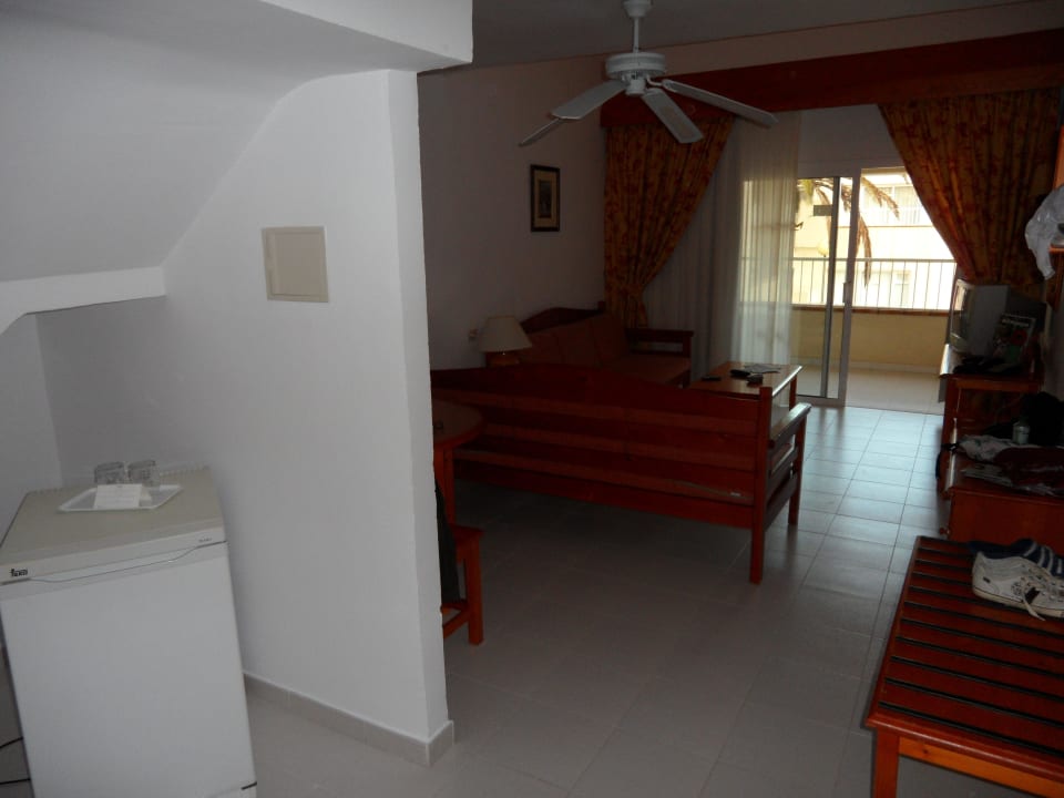 Vom Eingang Hotel Riu Oliva Beach Resort