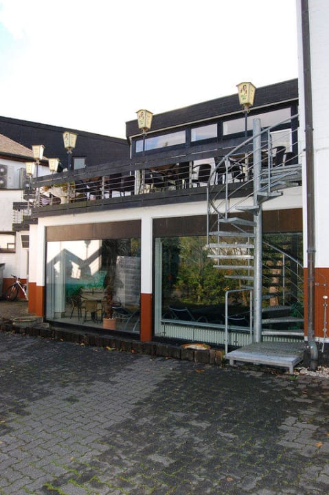 Schwimmbad Hotel Schützenhof an der Siegbrücke