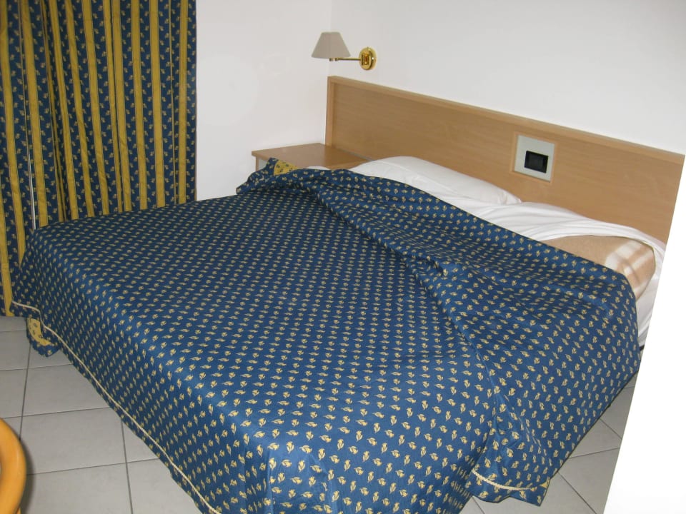 Bett Hotel Lo Smeraldo