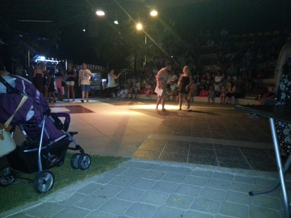 Bühne Hotel Orfeus Park