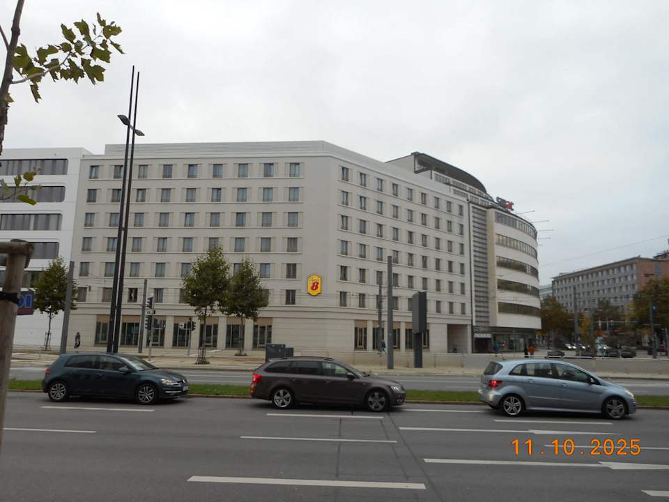 Außenansicht Super 8 by Wyndham Chemnitz
