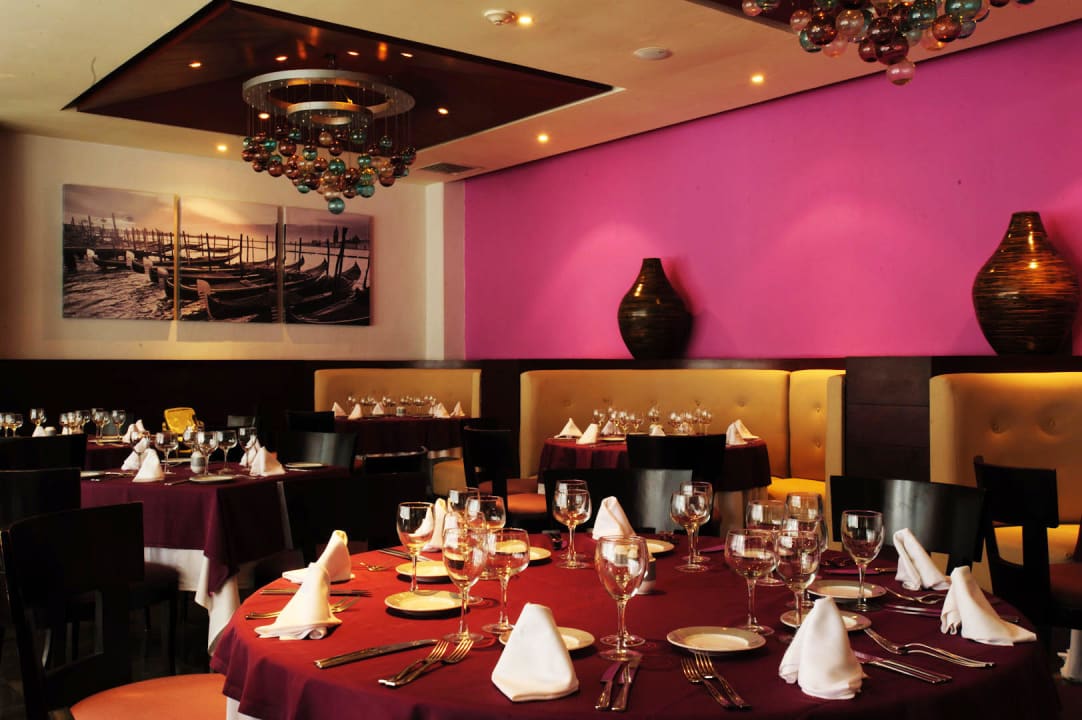 Mamma Mia Grand Riviera Princess All Suites & Spa Resort