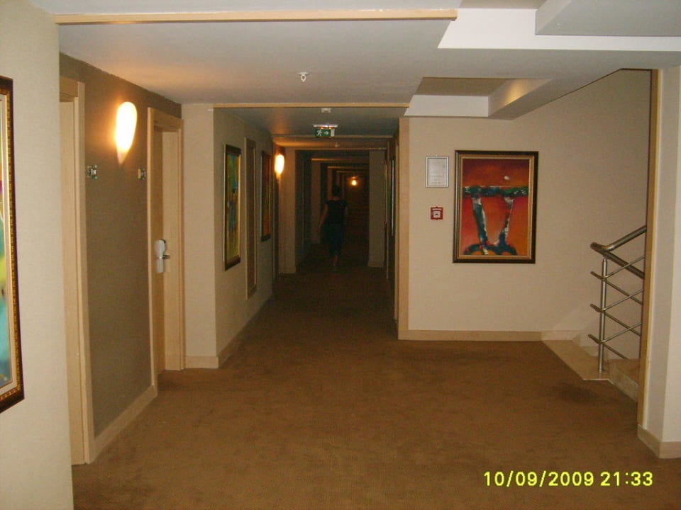 Gang zu unserem Zimmer Sunis Kumköy Beach Resort Hotel & Spa