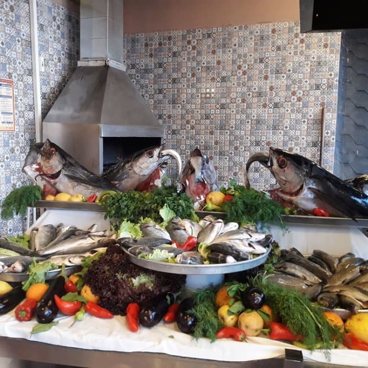 Gastro Diamond Hill Resort Hotel