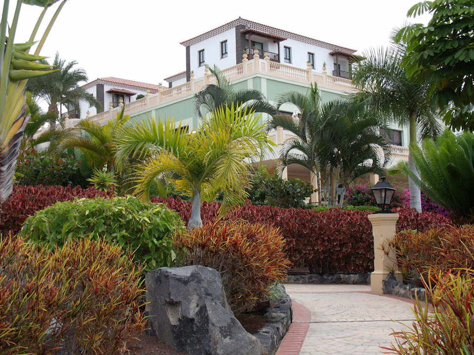 Blick auf die Hotelanlage Bahia Principe Sunlight Costa Adeje