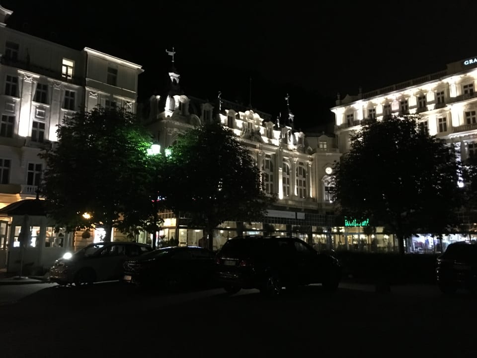 Außenansicht Grandhotel Pupp