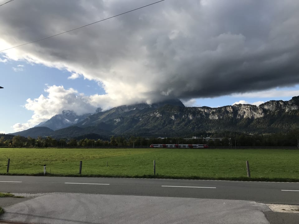 Ausblick Explorer Hotel Kitzbühel