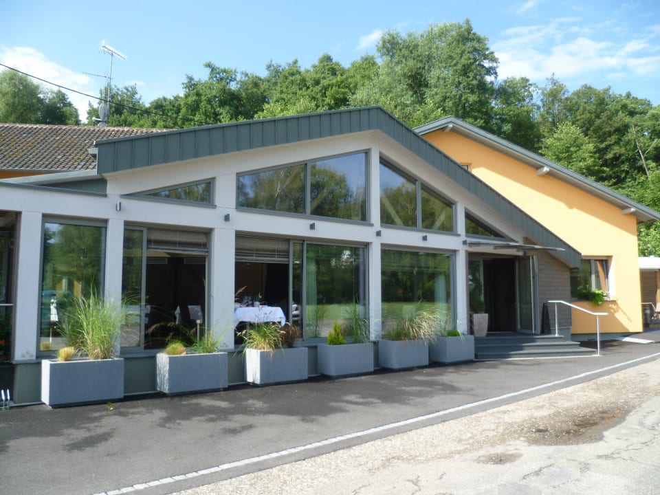 Neue Außenansicht "Wintergarten und Eingang"! Hotel Moulin de la Walk