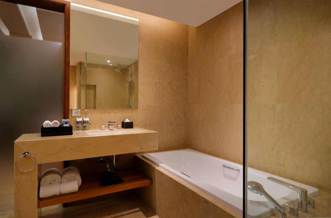 Zimmer Royal Tulip Springhill Resort