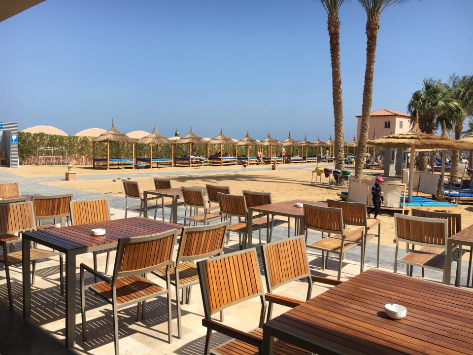 Stand Bistro  Beach Albatros Resort