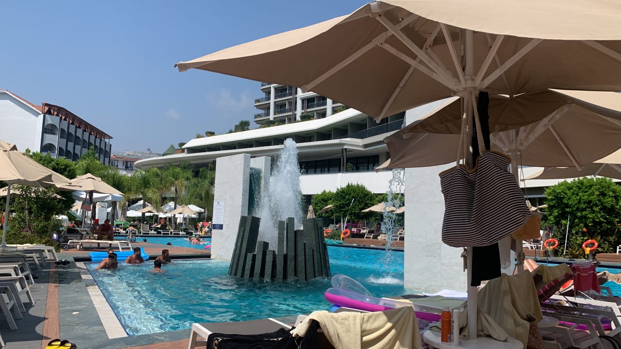 Pool The Sense Deluxe Hotel