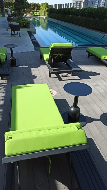 Pool Barcelo Business Bay Dubai