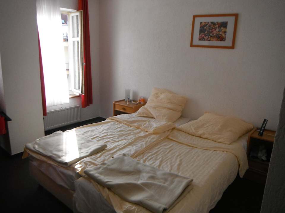 Doppelbett Fair Hotel Frankfurt - Jahrhunderthalle