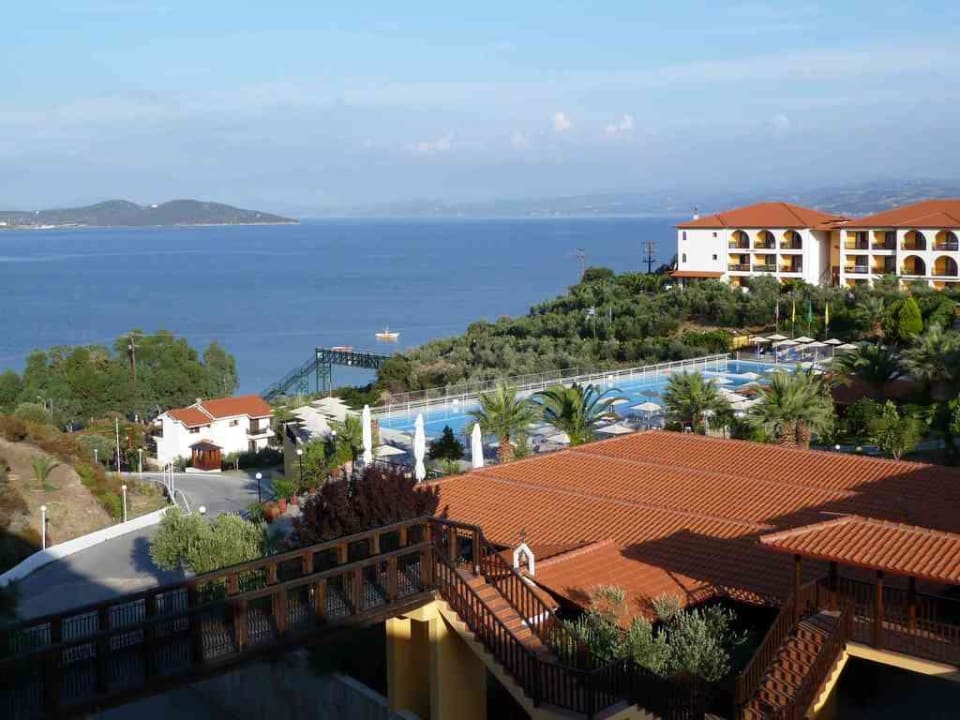 Blick von unserem Balkon Akrathos Beach Hotel
