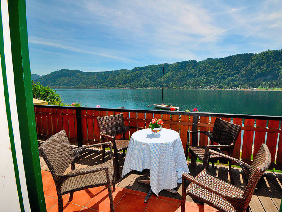Aussicht von der Terrasse am Seehaus Villa Marienhof - Apartments am Ossiachersee