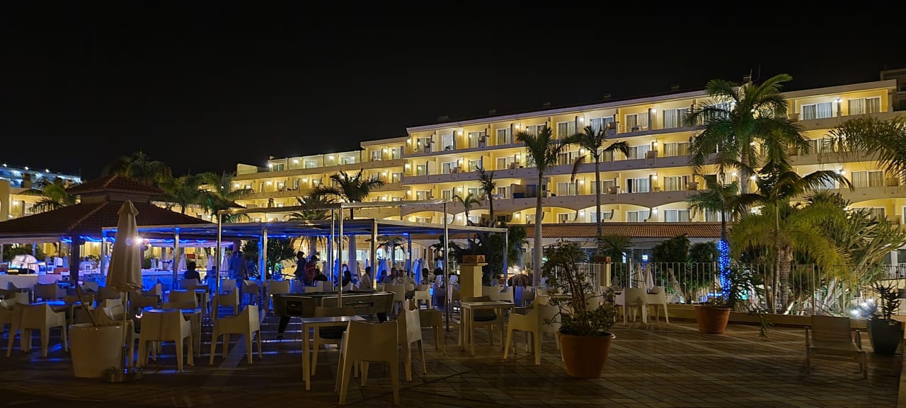 Gastro R2 BUGANVILLA Hotel & Spa