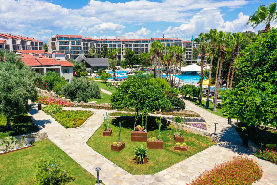 Ausblick Arum Barut Collection
