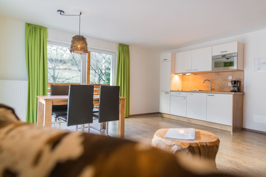 Zimmer Residence Martell Mountains