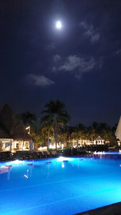 Pool Catalonia Playa Maroma