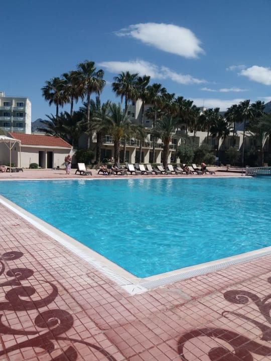 Pool Oscar Resort Hotel