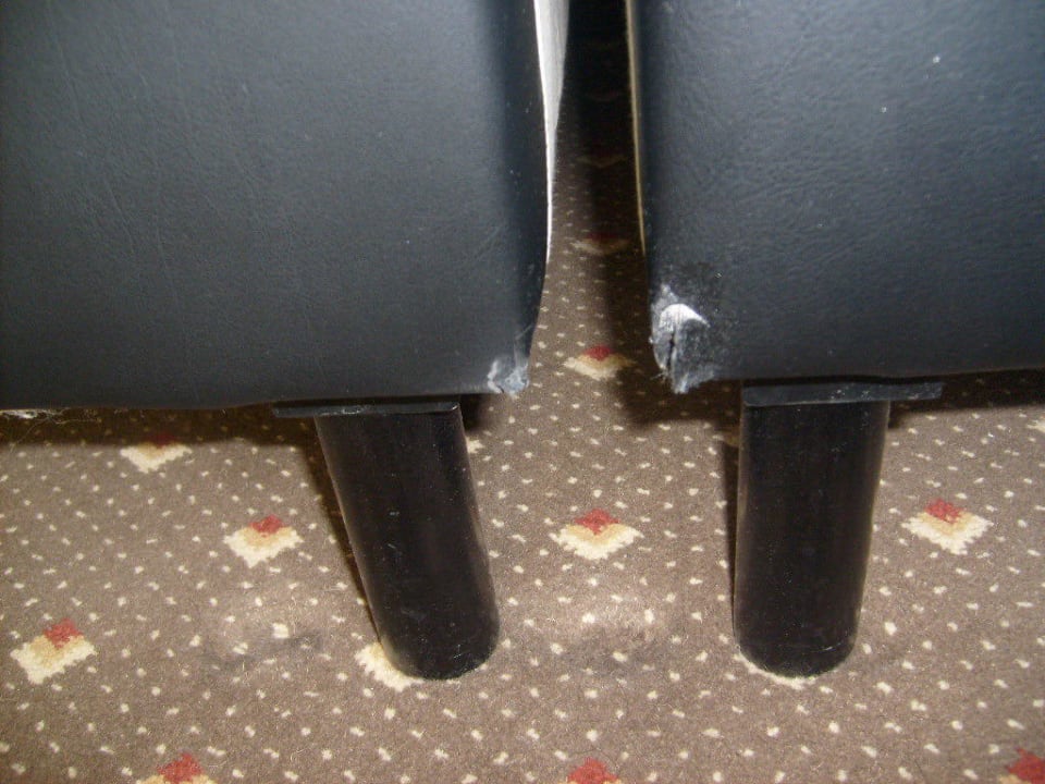 Schlafzimmer Bett am Fussende Steigenberger Hotel Bad Homburg