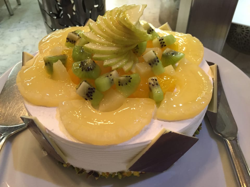 Restaurant Acanthus Cennet Barut Collection