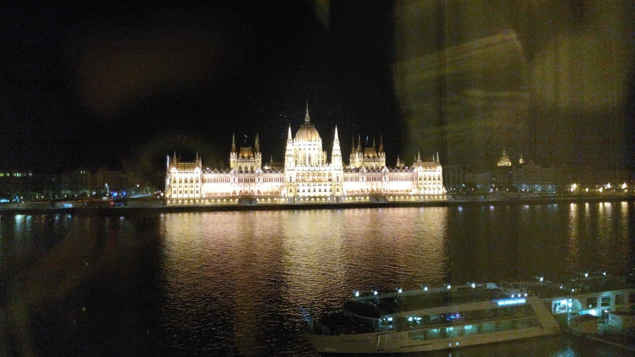 W nocy Hotel Novotel Budapest Danube