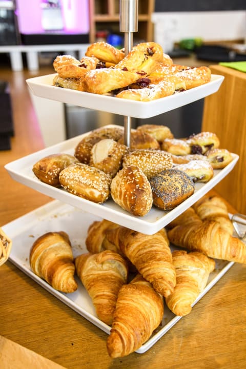 Gastro Hotel Einzigartig - Das kleine Hotel im Wasserviertel