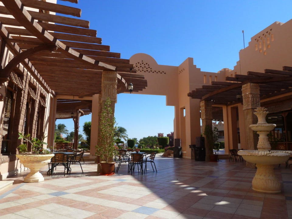 Eingangsbereich Charmillion Sea Life Resort