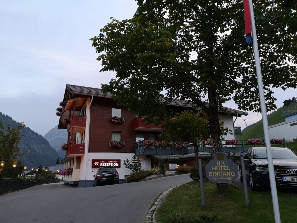 Außenansicht IFA Alpenrose Hotel Kleinwalsertal