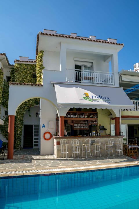 Pool Hotel Melissa Gold Coast