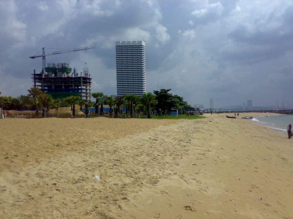 die Baustellen Botany Beach Resort