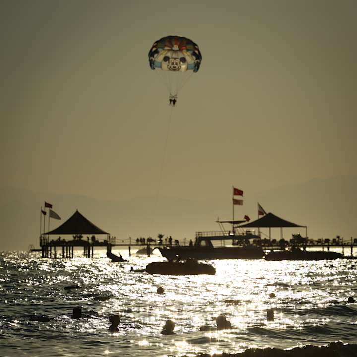 Strand Dream World Palace Hotel