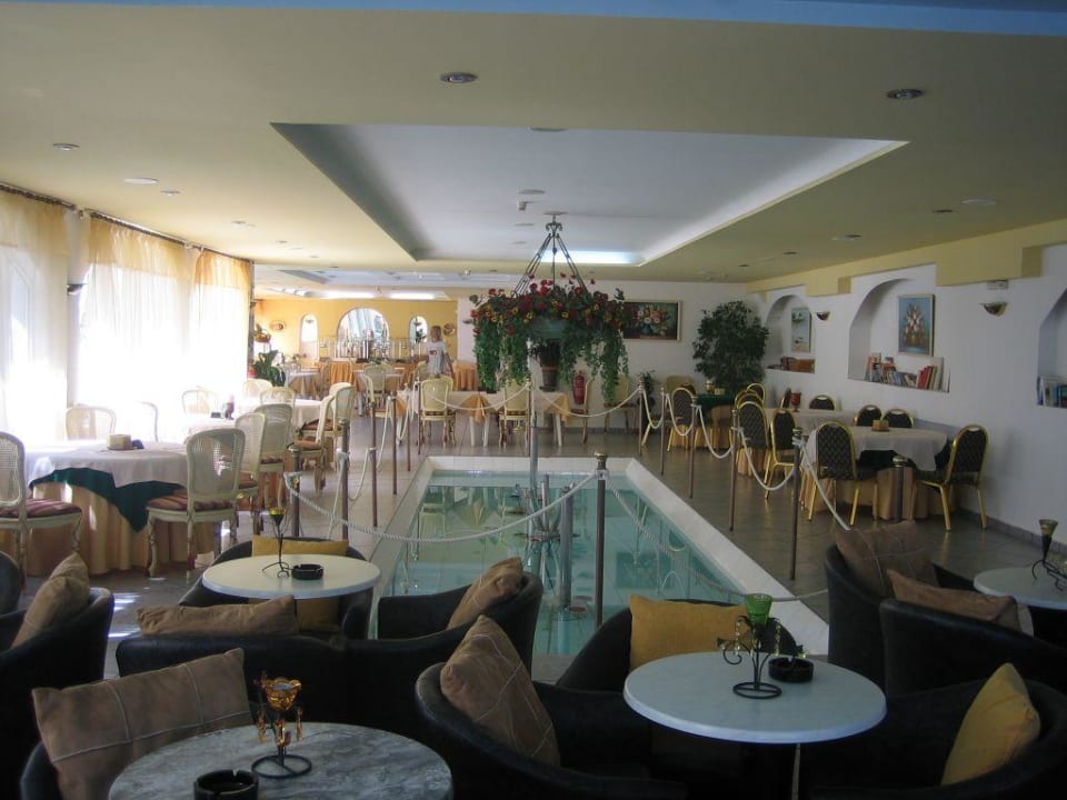 Innenansicht Kalyves Beach Hotel