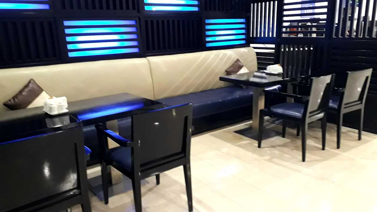 Gastro Holiday Inn Express Dubai Airport